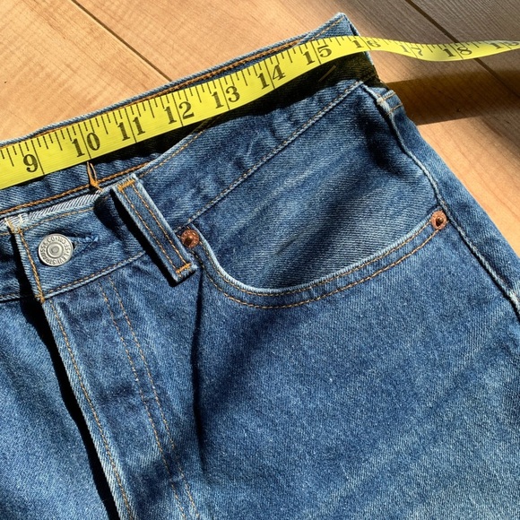 Vintage Levi’s 501’s. Made in USA. - Picture 11 of 11